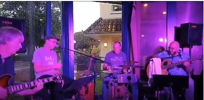 live-akustisch